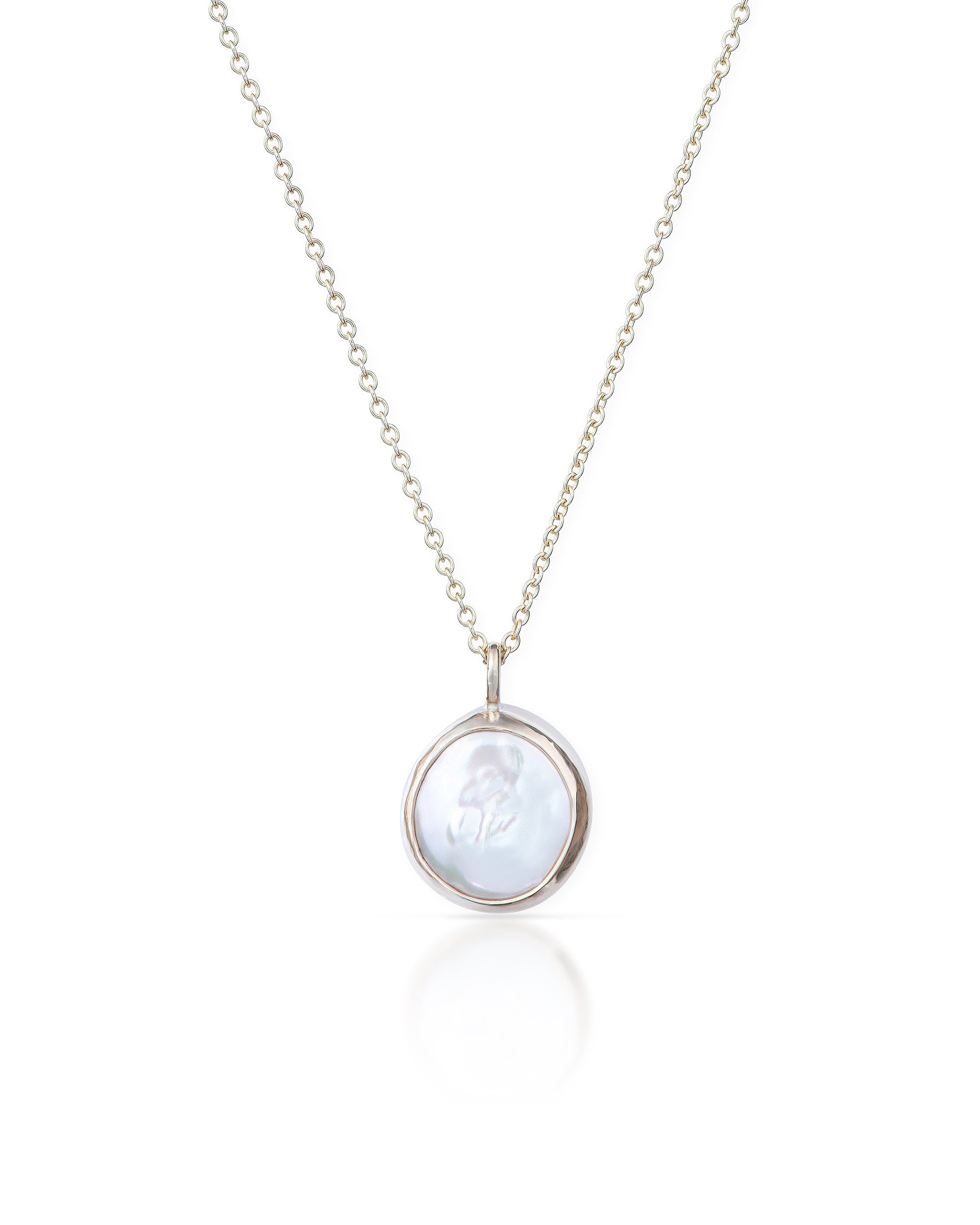 Héritage no. 3 | Gold Pearl Pendant