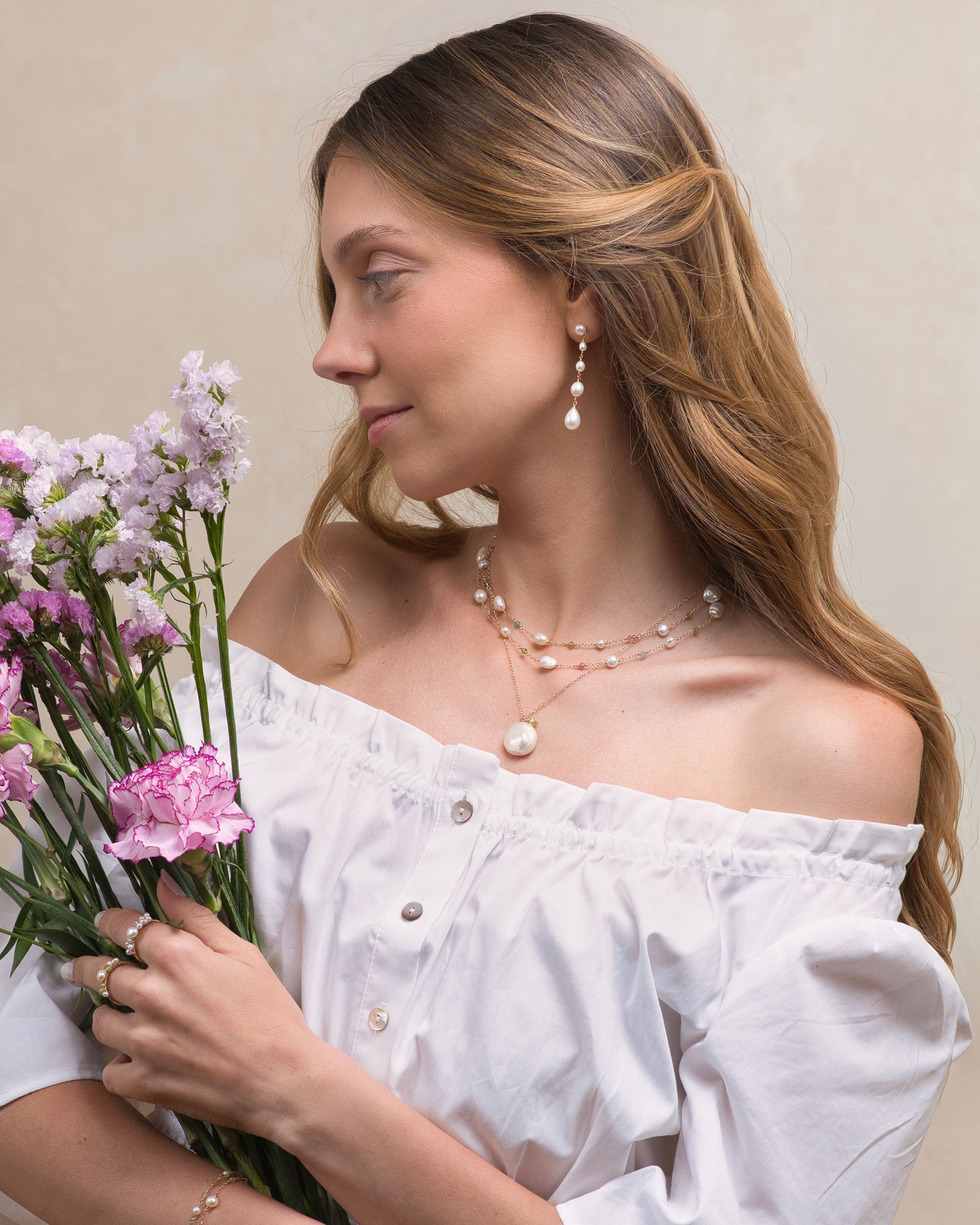 Pétale no. 2 | Gemstone & Baroque Pearl Pendant