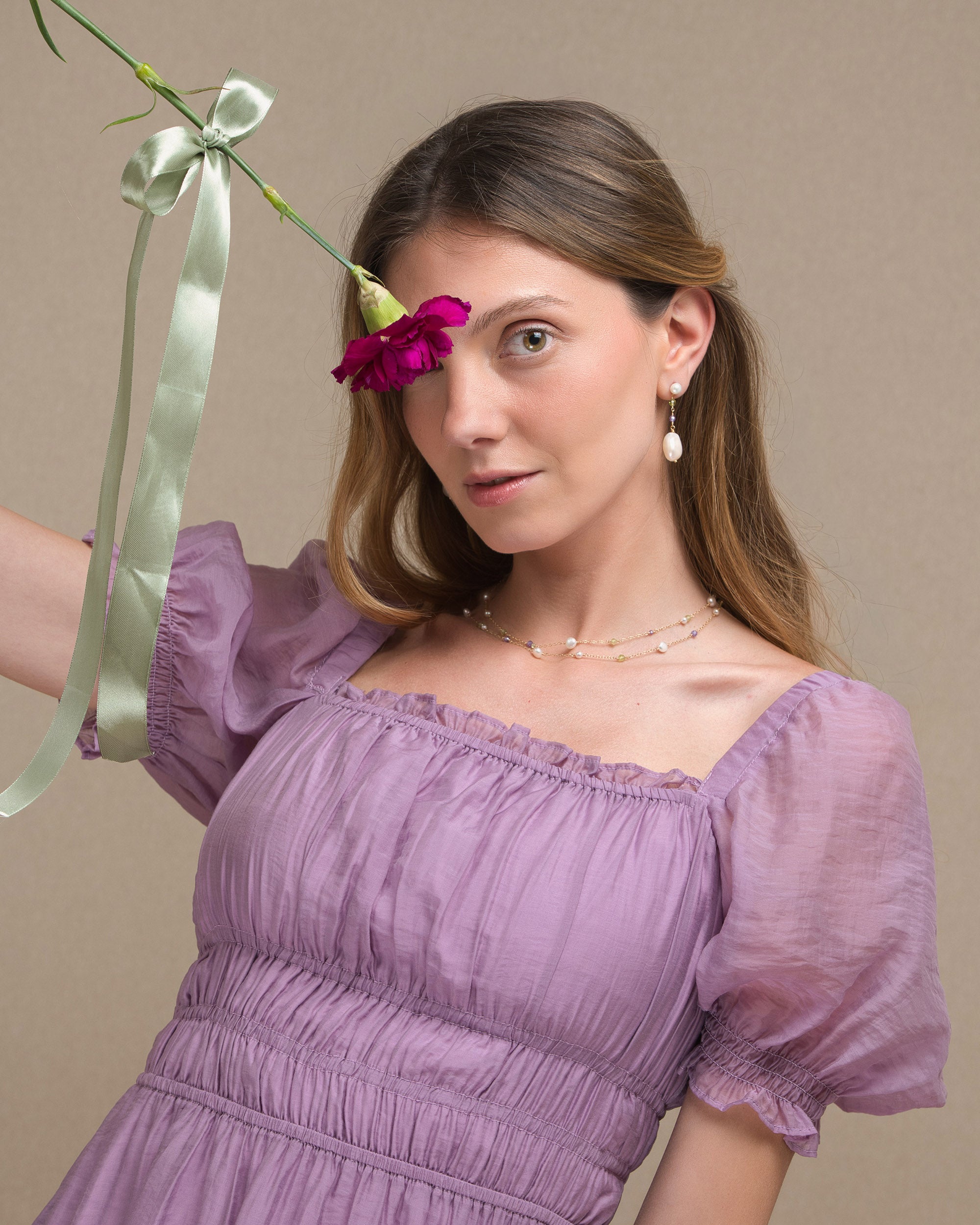 Lueur no. 1 | Peridot, Zircon & Pearl Chain Necklace