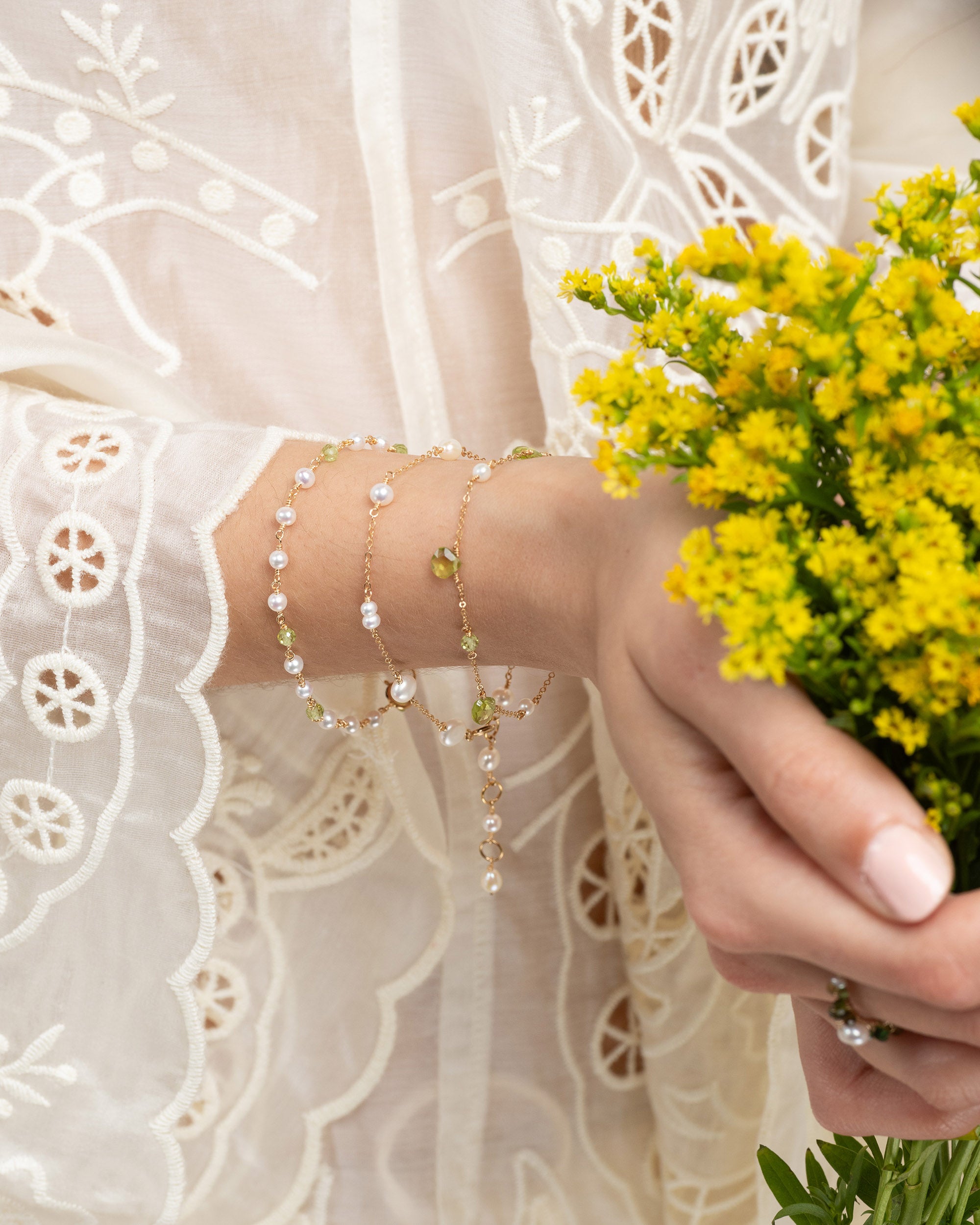 Lueur no. 6 | Peridot Briolette & Pearl Bracelet