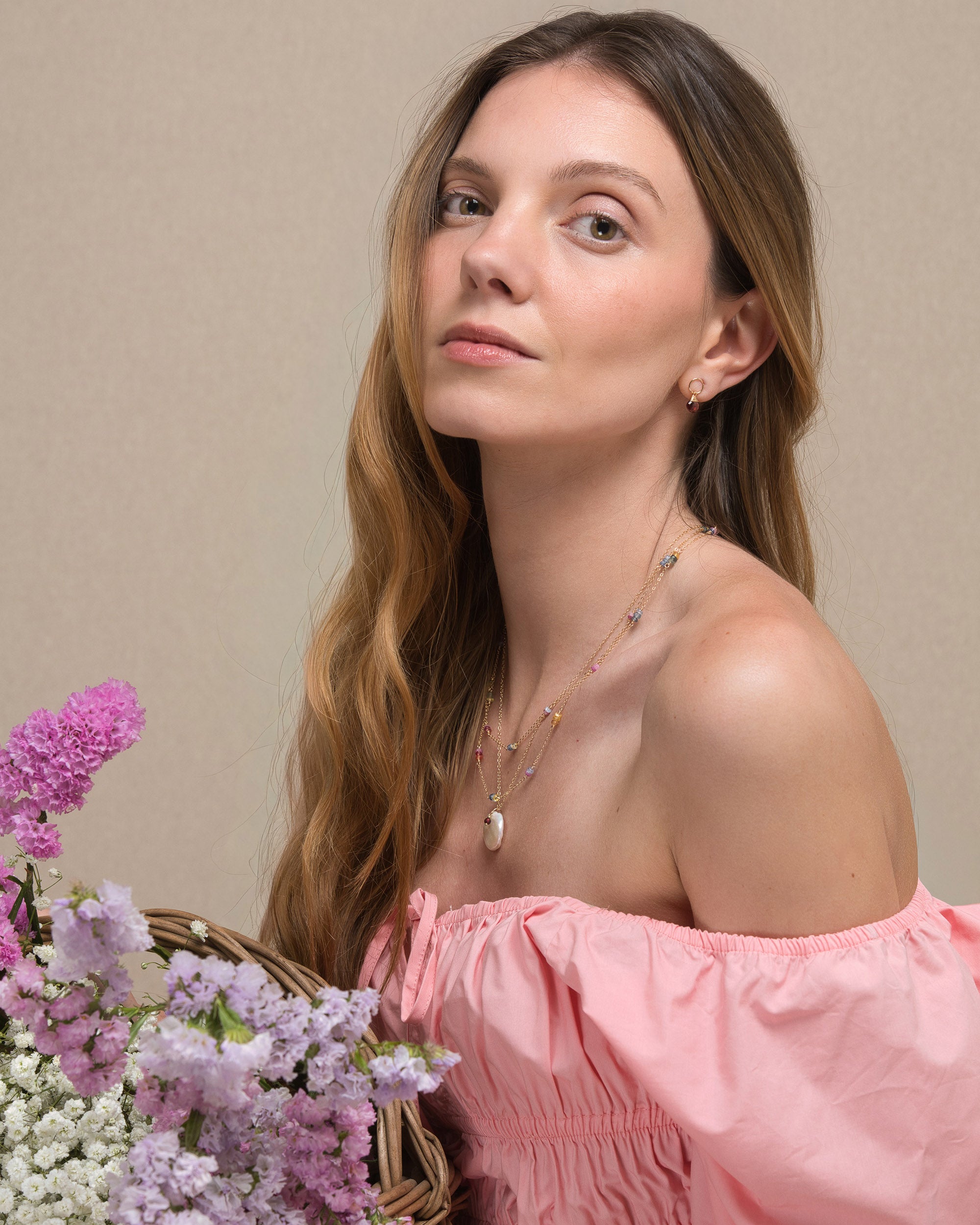 Pétale no. 1 | Garnet Drop Earrings