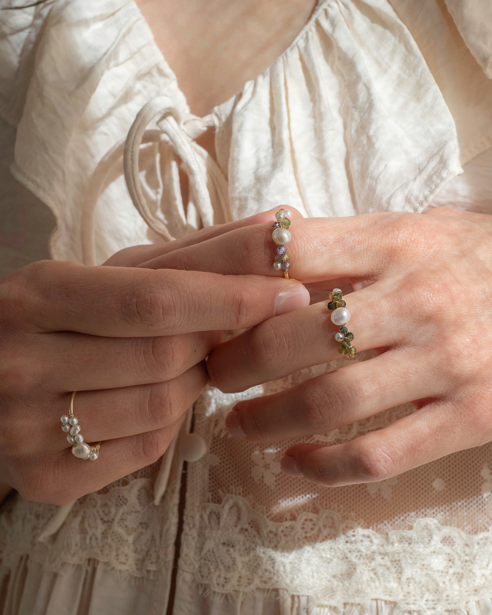 Lueur no. 7 | Peridot, Zircon & Baroque Pearl Ring