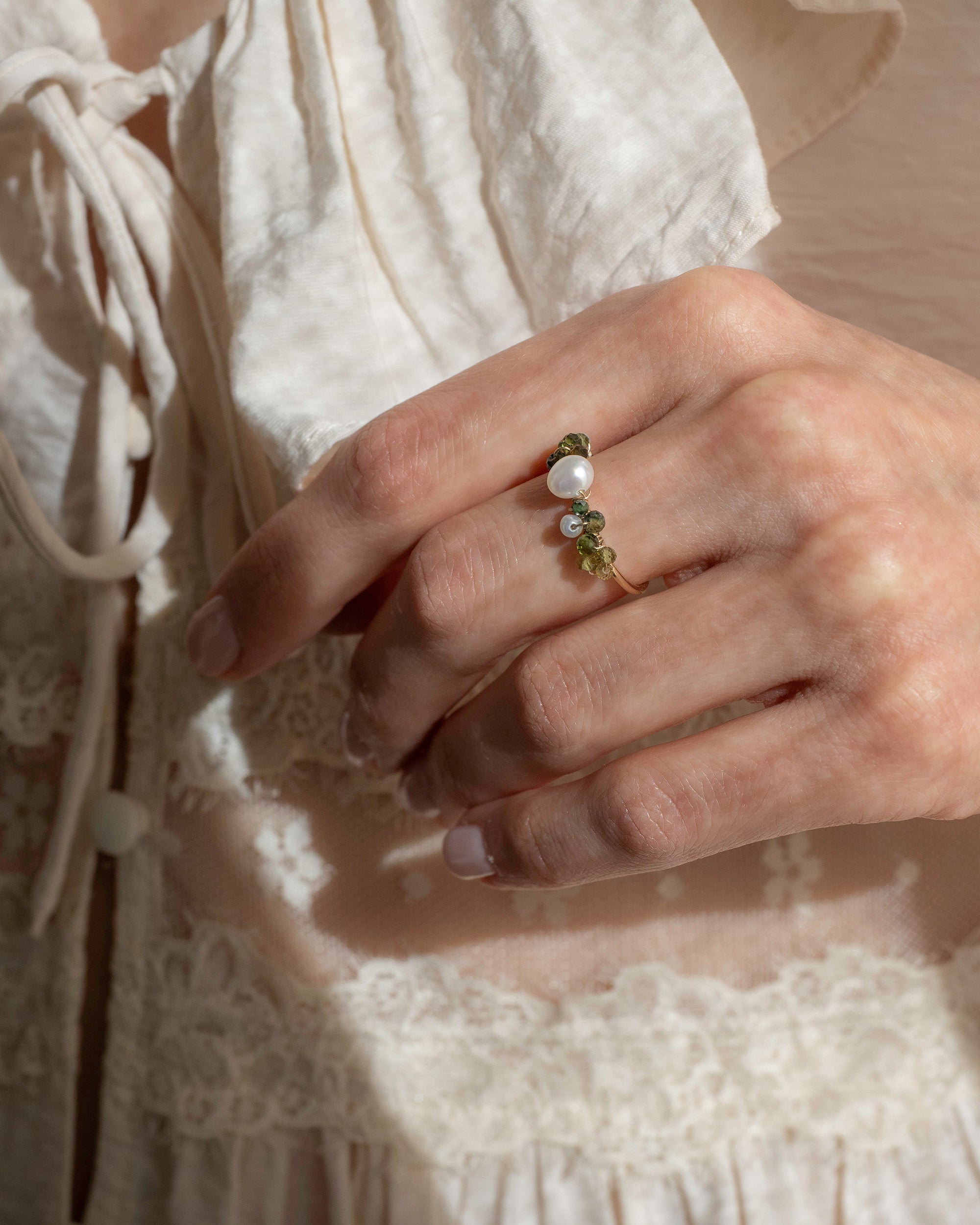 Jardin no. 11 | Green Tourmaline & Pearl Ring